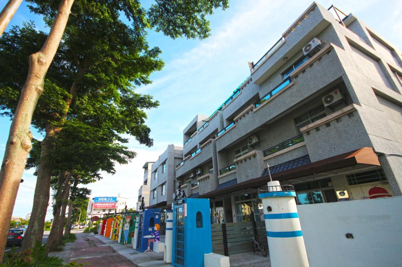 Fun Trip - Little Castle & Oscar B&B Taitung Экстерьер фото