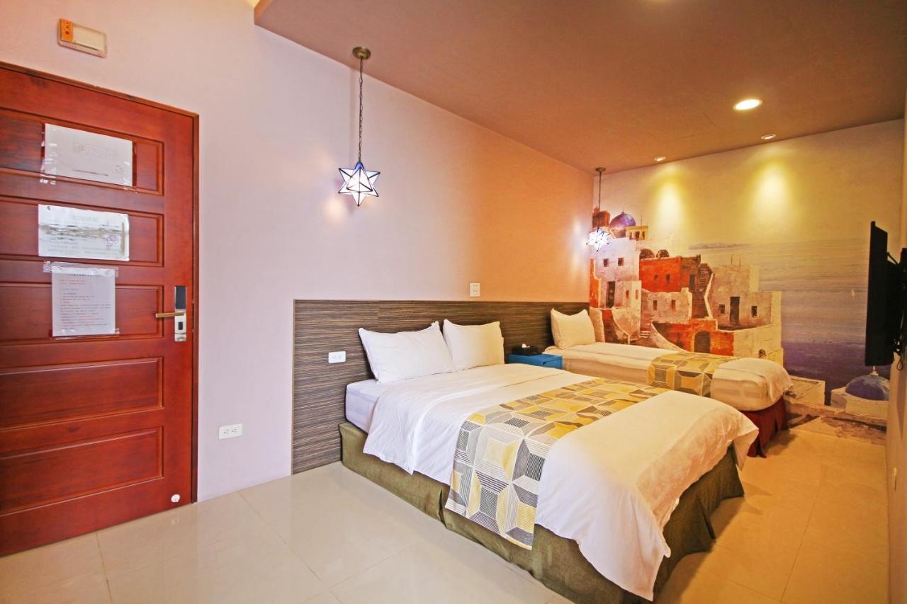 Fun Trip - Little Castle & Oscar B&B Taitung Экстерьер фото