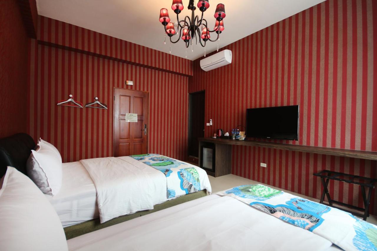 Fun Trip - Little Castle & Oscar B&B Taitung Экстерьер фото