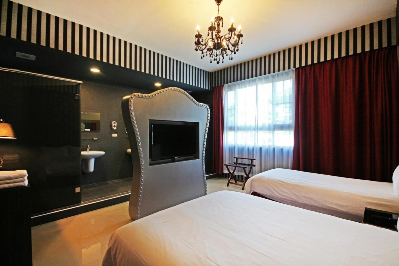Fun Trip - Little Castle & Oscar B&B Taitung Экстерьер фото