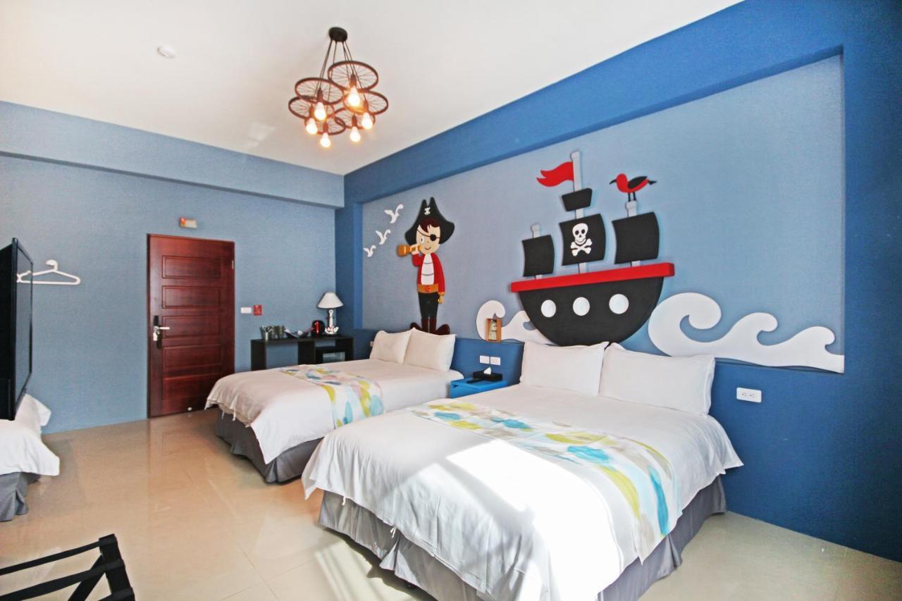 Fun Trip - Little Castle & Oscar B&B Taitung Экстерьер фото