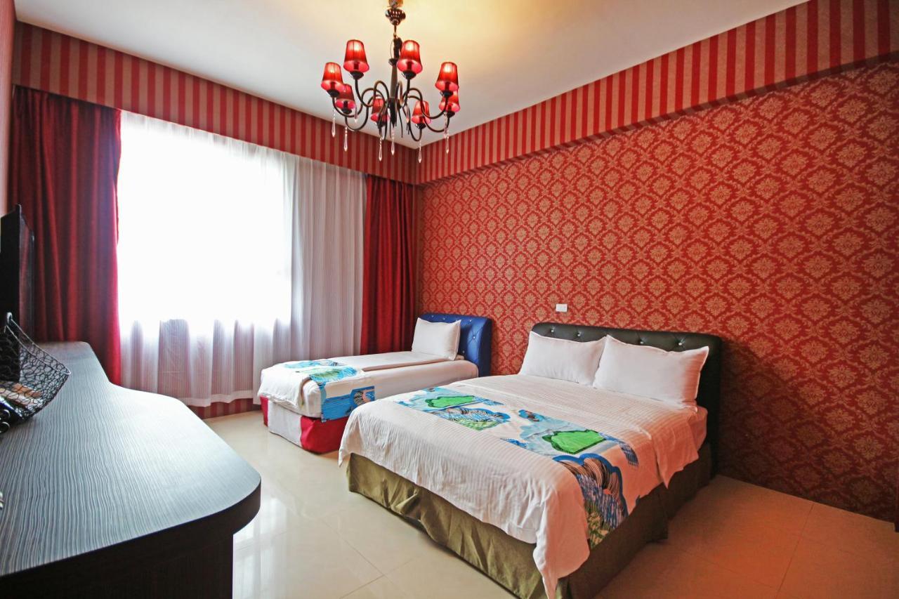 Fun Trip - Little Castle & Oscar B&B Taitung Экстерьер фото