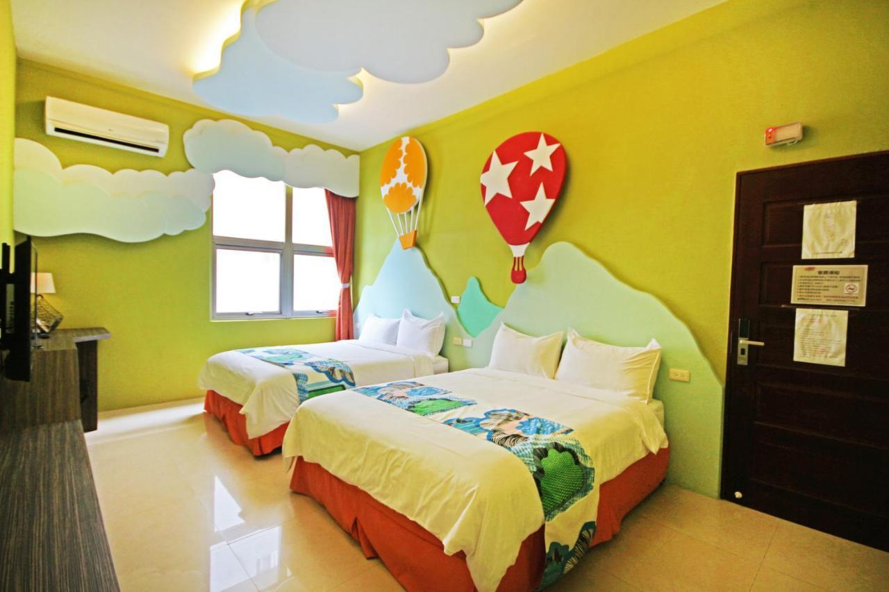 Fun Trip - Little Castle & Oscar B&B Taitung Экстерьер фото
