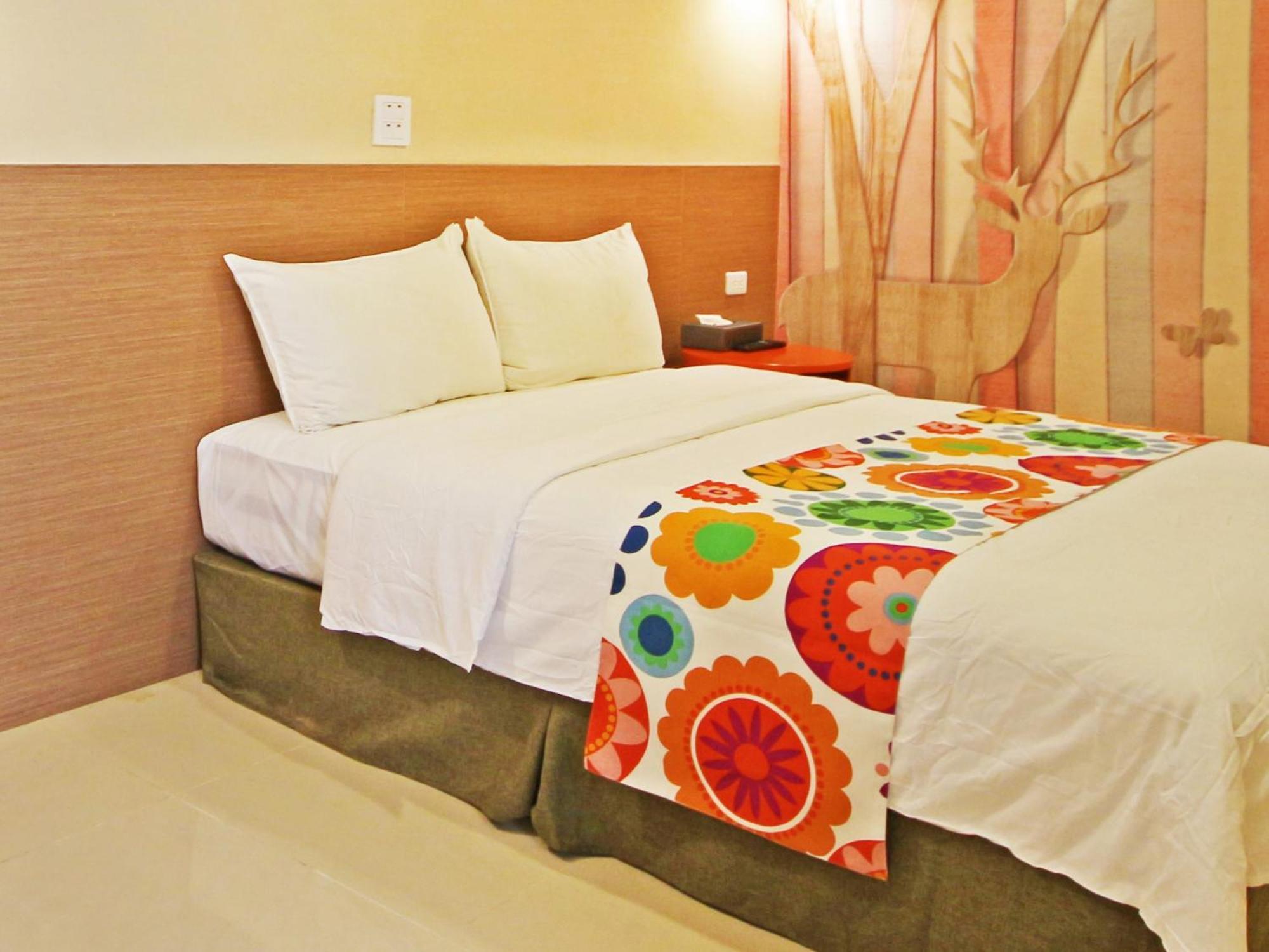 Fun Trip - Little Castle & Oscar B&B Taitung Экстерьер фото